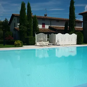https://cascina-maria.it-lombardy.com